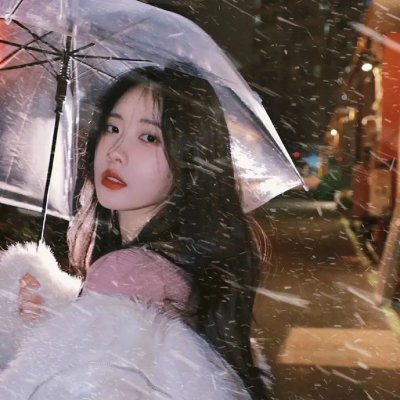 水瓶座女孩